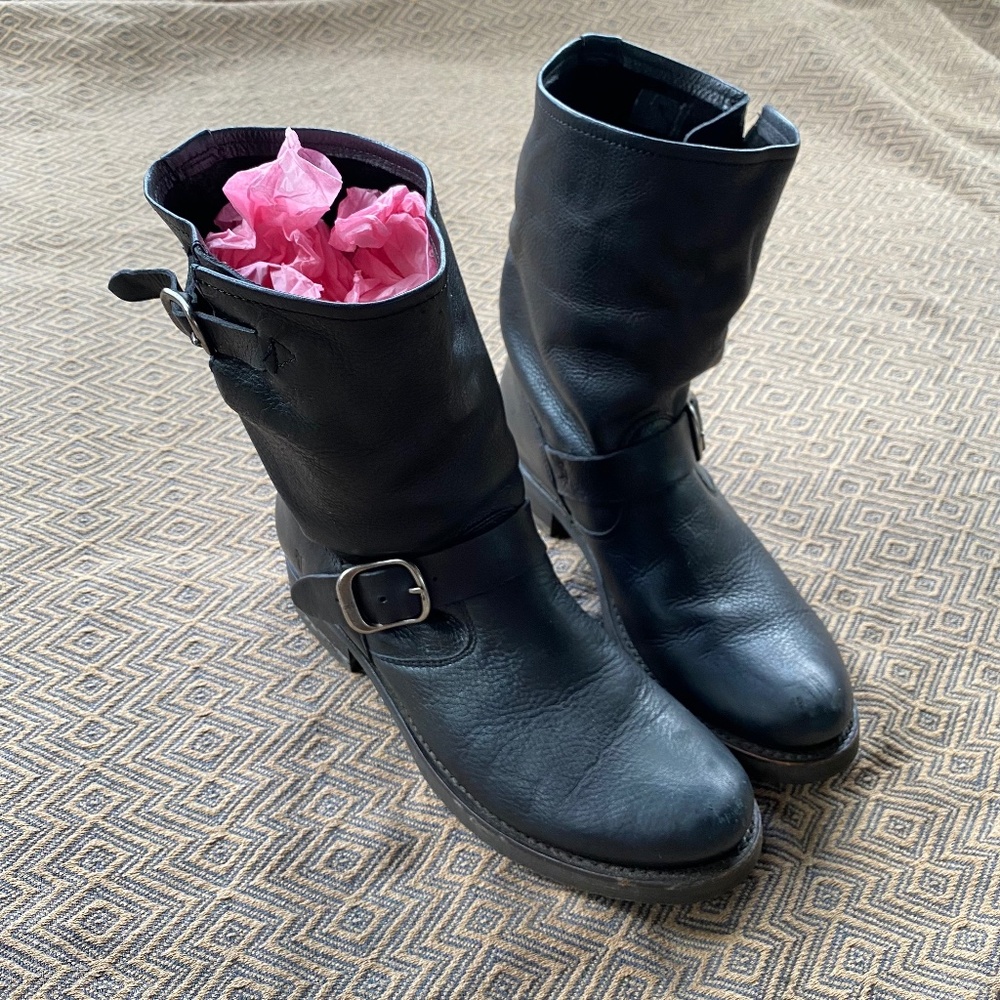 Frye Veronica Shortie Boots, Black